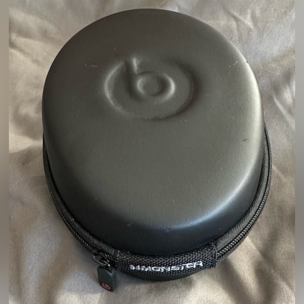 Beats by Dre Monster Head Phone Hard Case